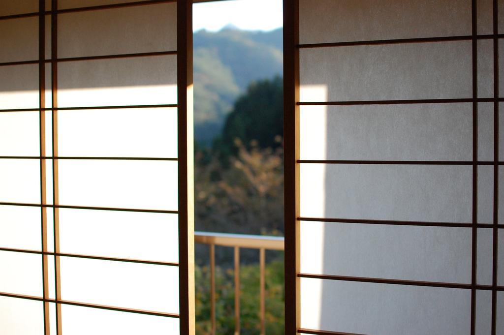 Sawatari Onsen Miyataya Ryokan Nakanojo Zimmer foto